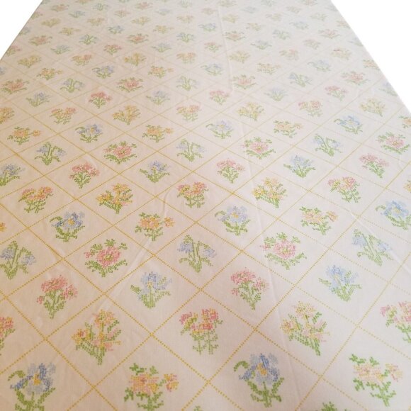 70's Cross Stitch Design Muslin Flat Sheet Cottage Core Craft Cutter 79 X 92 - Picture 3 of 6